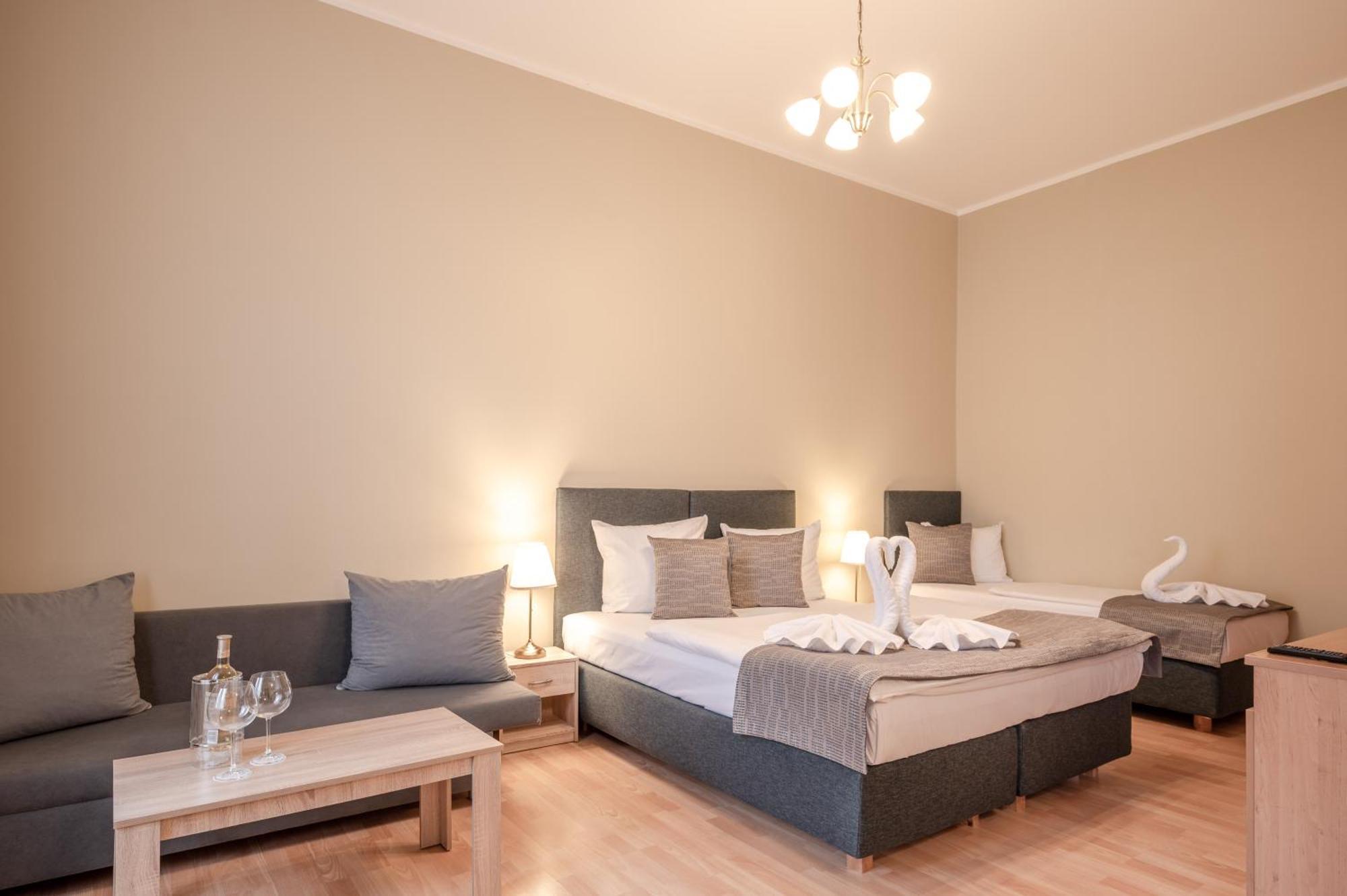 Brixen 3* Prague